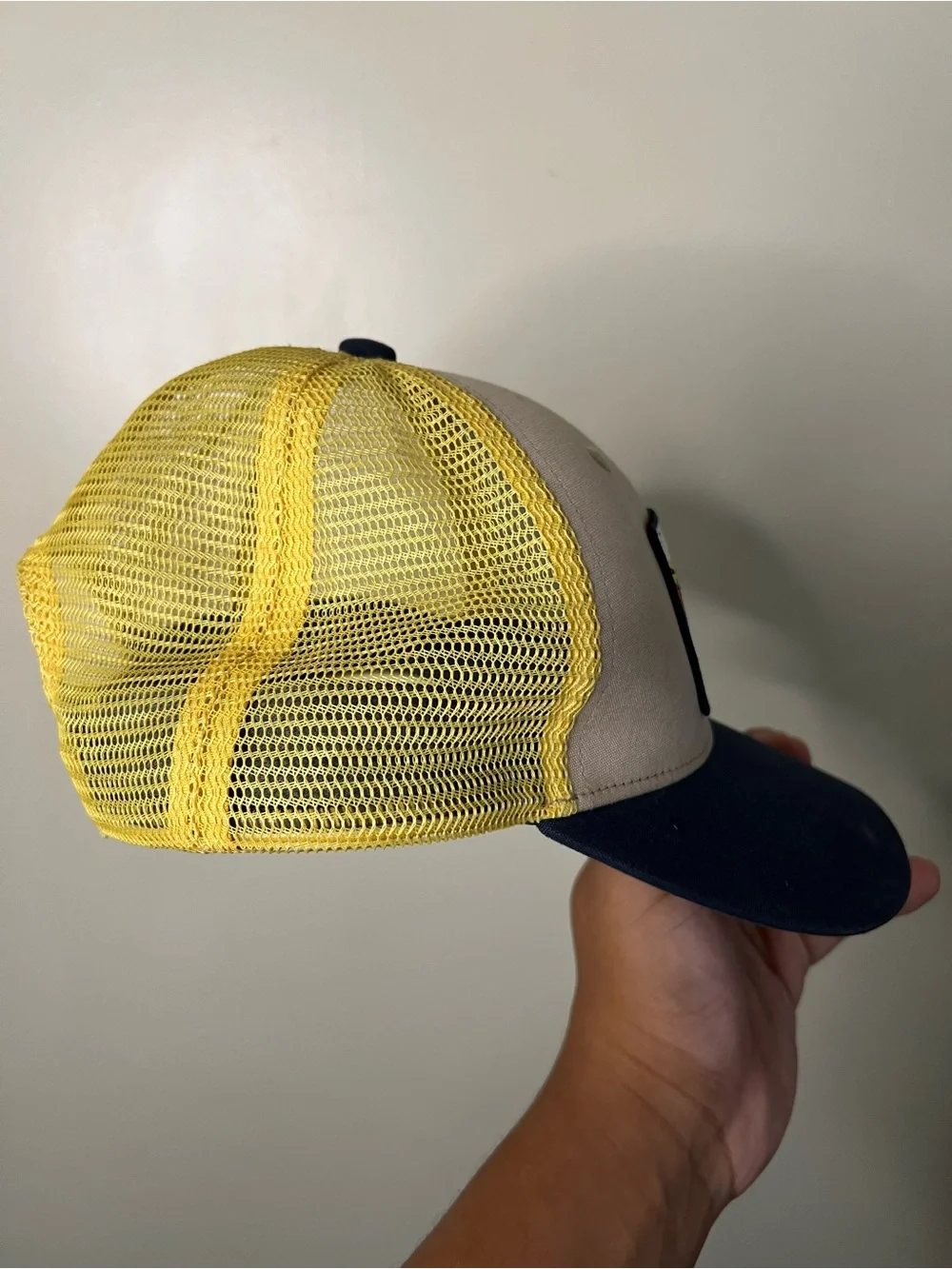 Patagonia Ridge Rise Stripe Oar Tan Yellow Youth Kids Trucker Hat Snapback